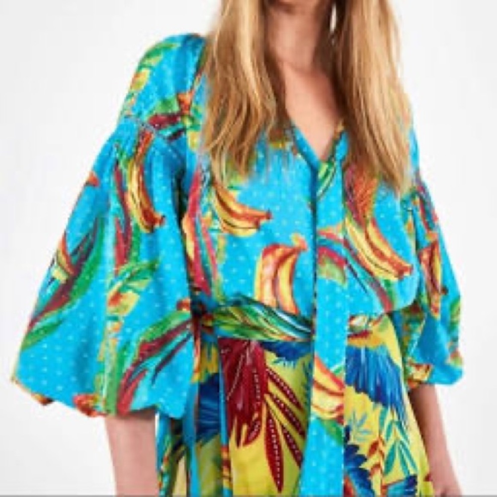 “Farm Rio “ 2 piece wrap skirt set